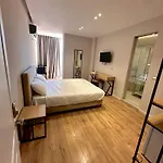 Amazon 8 Guesthouse